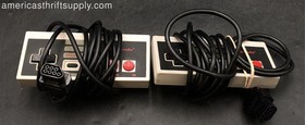 Nintendo NES 1980s Controller Zapper Lot 7 Controllers 2 Light Guns Official