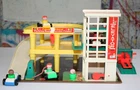 VTG 1970 Fisher-Price #930 Parking Garage Service Center Elevator Playset +more