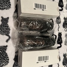 lot de 2 bouteilles d'eau victoria secret neuves dans leur boite