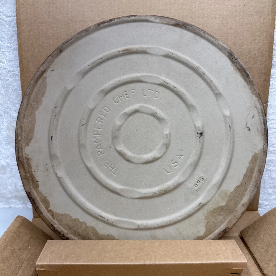 The Pampered Chef 15" Round Baking Stone -in Box- Gently Used - Image 2 of 4