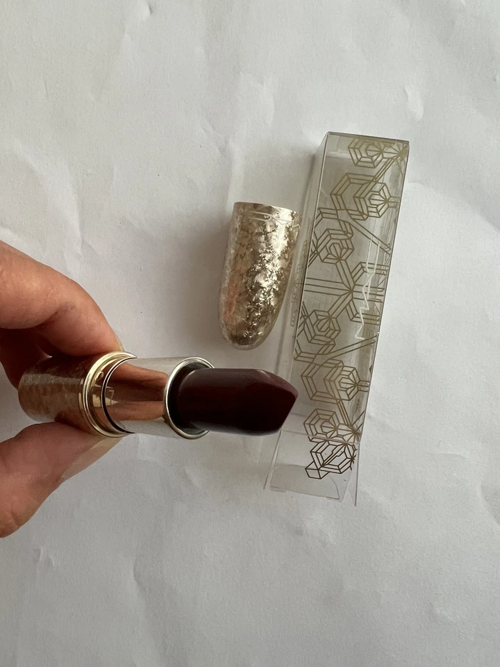 MAC LIPSTICK SNOWBALL  HOLIDAY LTD EDITION # Elle Belle FULL SIZE Brand New - Image 4 of 4