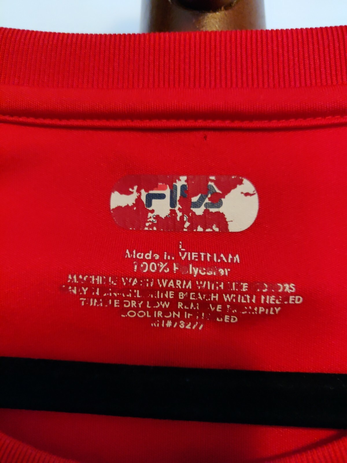 Camicia Fila taglia L activewear colore rosso manica corta girocollo maglia sui lati logo