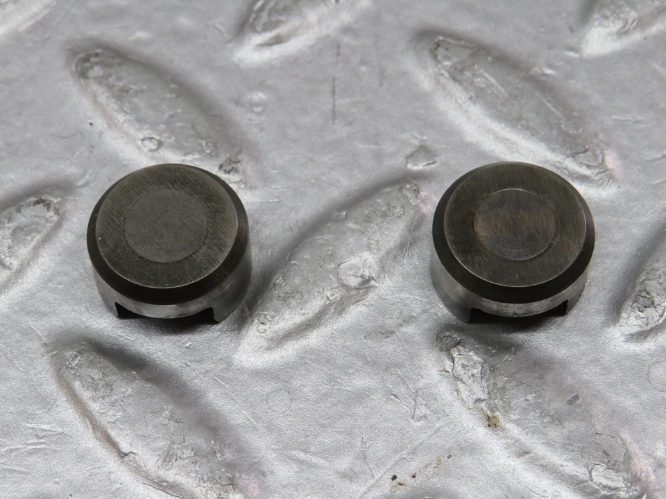 ⚙35639⚙ Brazo basculante de válvula Mercedes-Benz R107 280SL con resorte y tapón Foto 2 de 4