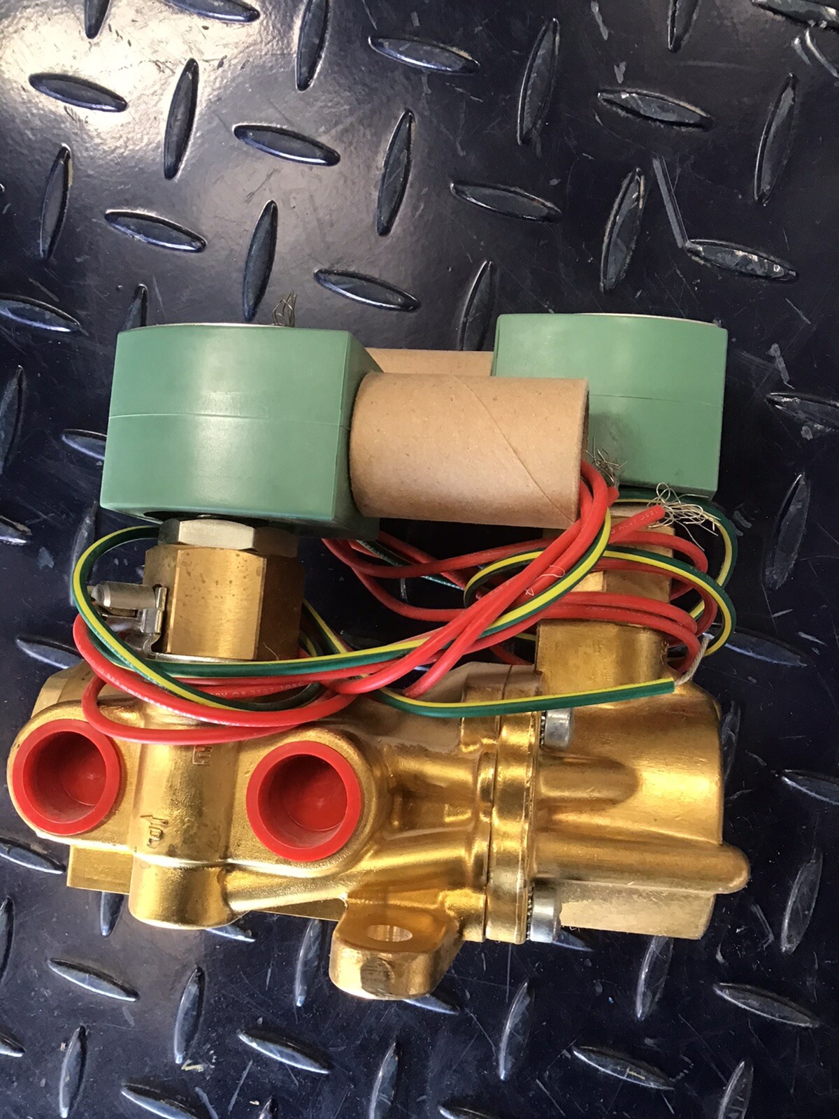 ASCO Dual Solenoid Poppet Valve EF8344G082 1/2" NPT 4Way 120V