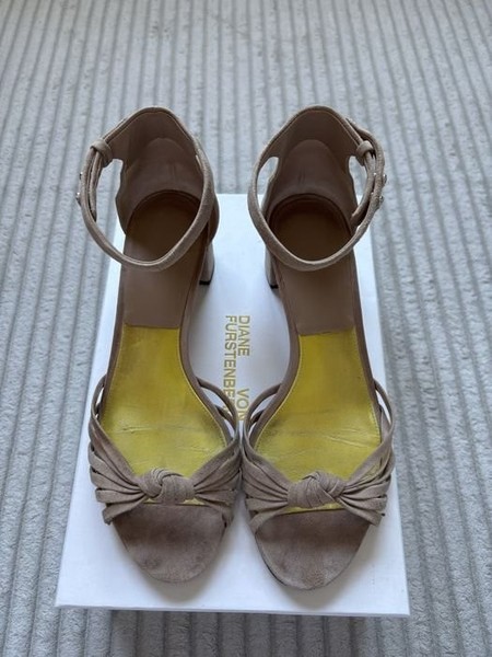 Women Diane von Furstenberg Heels Brown 38.5