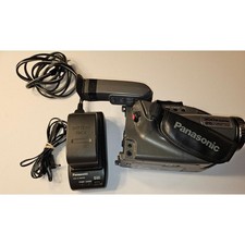 Panasonic PV-L750D VHSC Camcorder Video Transfer Palmcorder W PhotoShot /No Batt