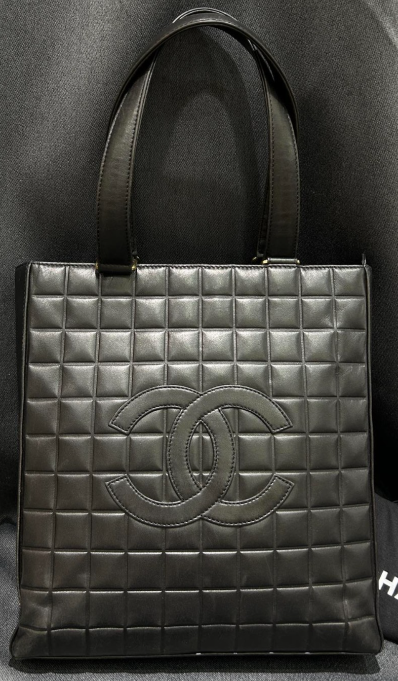Vintage CHANEL Classic Tote Handbag Timeless Luxury Bag