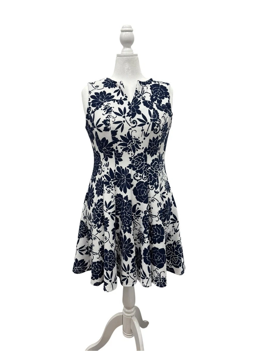 danny and nicole dresses Plus Size & 2-pc. Cardigan & Dress Set and a delicate thin waistband that accentuates the figure Danny & Nicole Sleeveless Floral