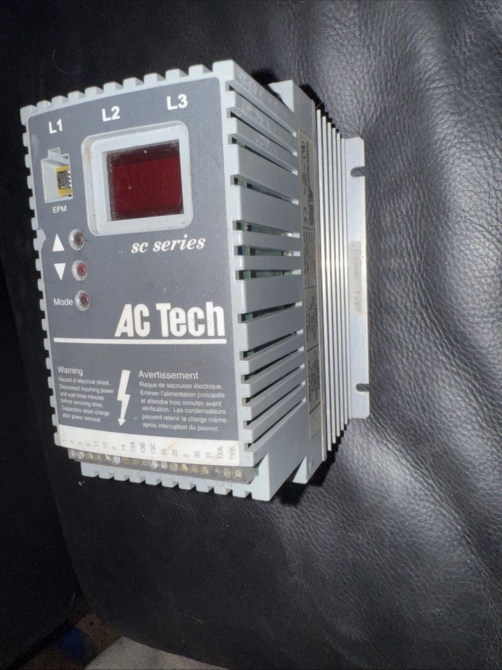 Convertidor de fase AC Tech (SF250P) velocidad variable accionamiento de motor de CA Foto 2 de 4