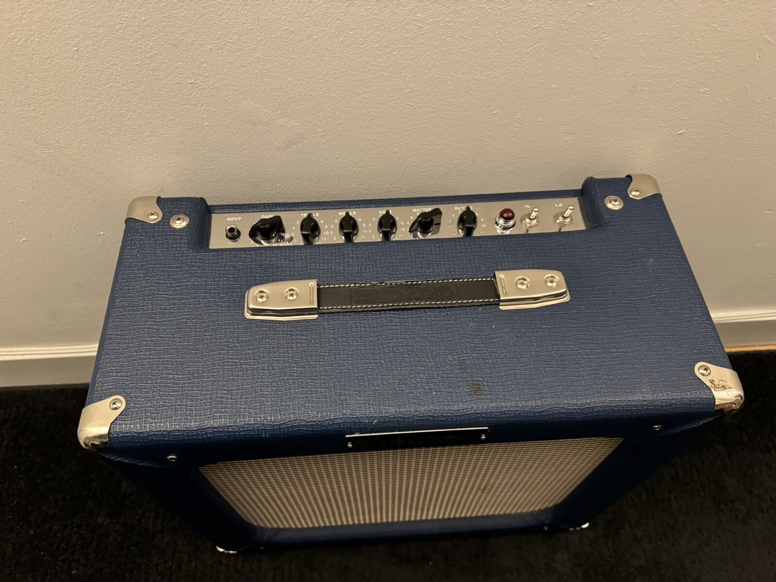 Subzero SZTUBE20R Valve Guitar Amplifier (Fender Blues Junior clone