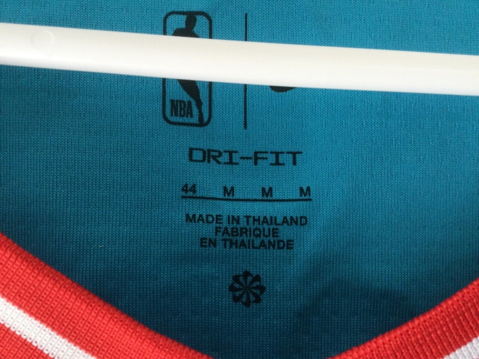 Mens Nike NBA Phoenix Suns 1 Devin Booker City Edition Jersey Size 44