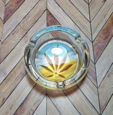 1-3.5 "Leaf Glass Ashtray Beach Scene Background