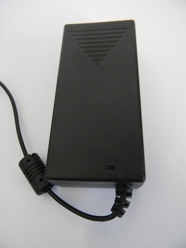 New DVE Switching Adapter DSA-60PFB-24 1 190250 DC Output 19V, 2.5A w / Cord - Picture 4 of 4