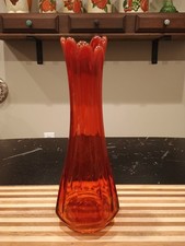 Vintage MCM LE Smith Amberina Flame Red 8 Panel Swung Glass Vase 10 1/2"