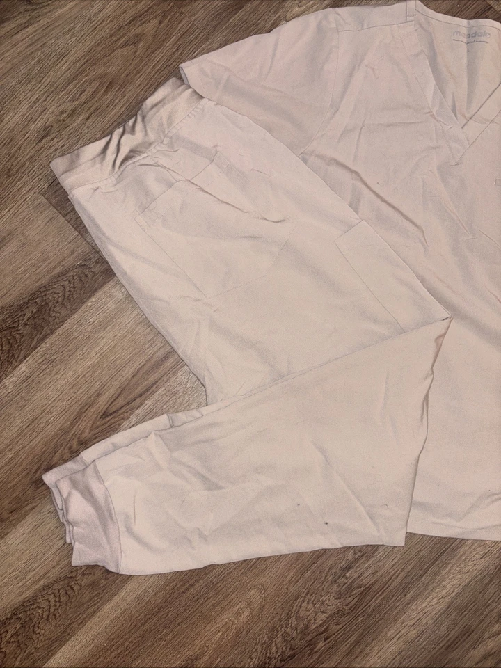 曼陀罗磨砂膏套装大号棕褐色 — 第 2/4 张图片