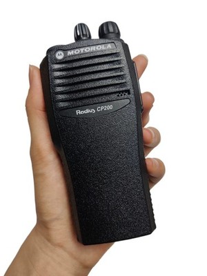 Motorola CP200 UHF 438-470 MHz 16 Channels Analog AAH50RDC9AA2AN（No battery）