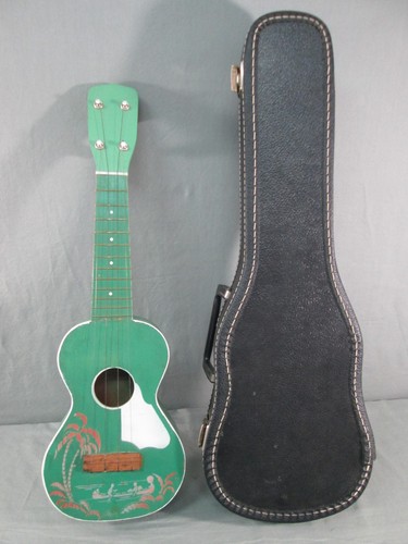 Harmony UKULELE Green Finish Hawiian Island Stencile Decorative Piece Vintage