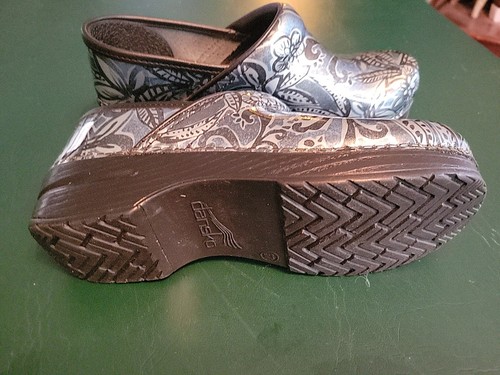 Dansko Professional Clogs Damen Denim Floral Lackleder Gr. 37 - Bild 8 von 11