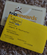 2 NICE VINTAGE HOTEL / TRAVEL CARDS USED - EXPIRED -NO VALUE COLLECTION ITEMS