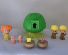 Kenner Estilo Tree Tots Koeda-chan PinyPon Miniatura Casa del Árbol Juego