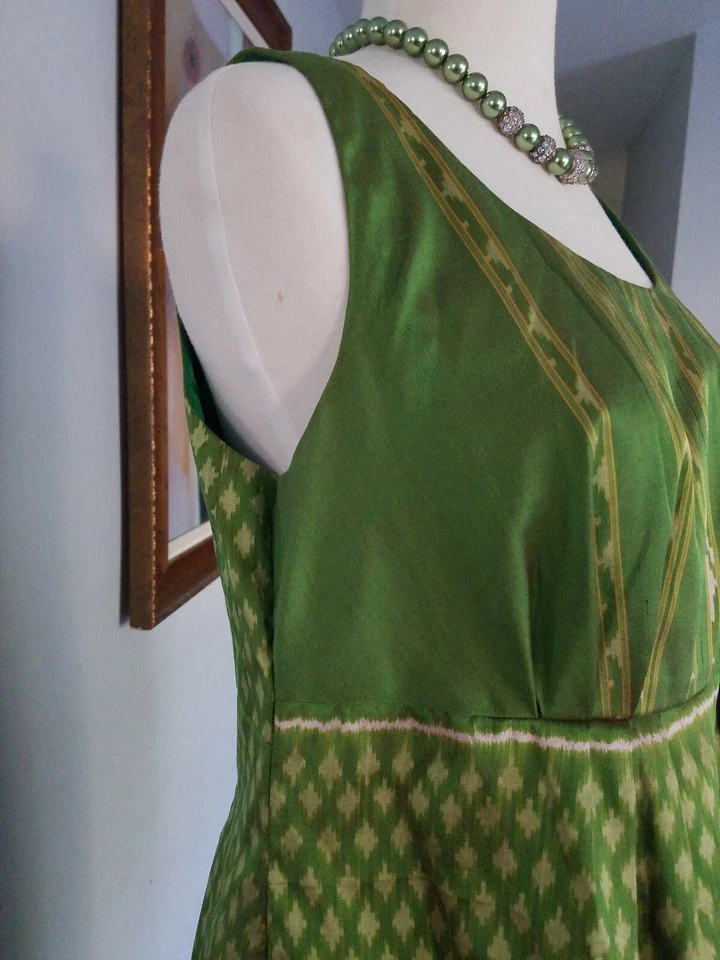 Cambodian Women's Olive Multi Pa'moung 100% Silk Maternity Sleeveles Dress Sz. L - Image 3 of 4