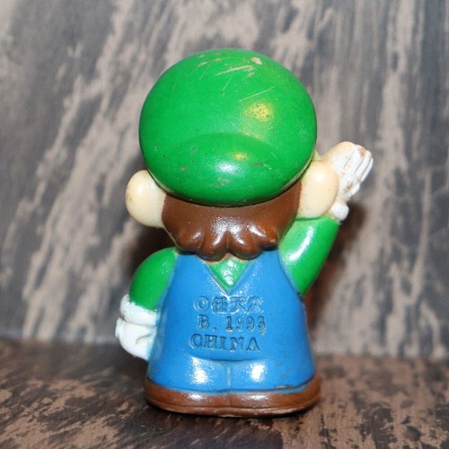 Mario Kart Soft Vinyl Figure Finger Puppet Luigi Nintendo Bandai 1993 Gashapon - Picture 4 of 7