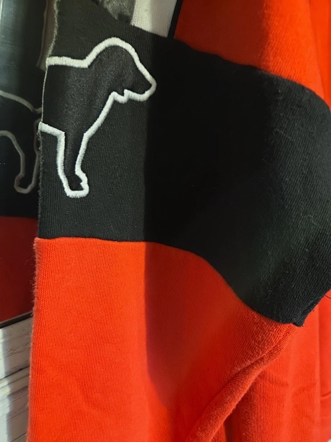 UNDERCOVER Victorias Secret rosa GRAFICA SHERPA PULLOVER felpa con cappuccio tunica in rosso donna M