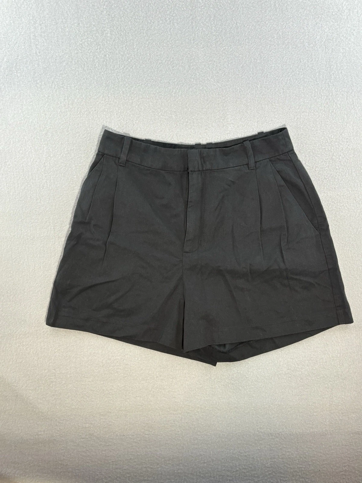 Madewell NWT The Harlow Short Size 8 True Black * imperfection