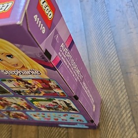 LEGO Friends Heartlake Cupcake Cafe 41119 Stephanie Naomi 439 Pieces