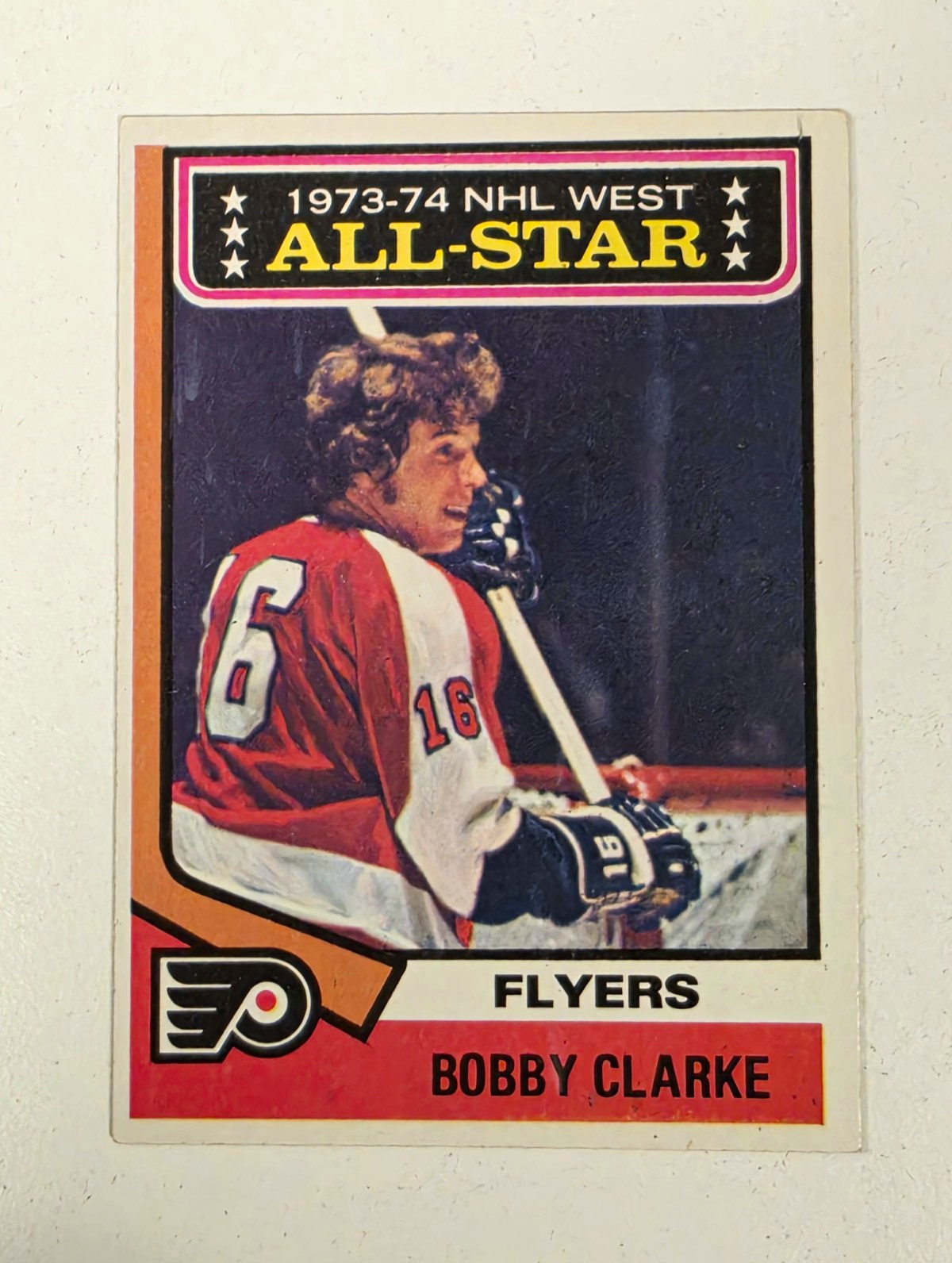 Topps 1974-75 Bobby Clarke #135 Philadelphia Flyers All-Star [Base] NHL
