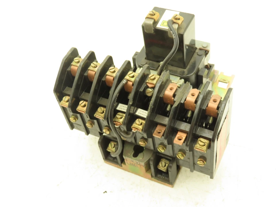 Square D LL0 60 Lighting Contactor 600VAC 20A 250VDC Max Coil-120V - Image 4 of 4