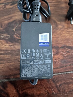 Orginal Windows Ac Adapter Netzteil Mit USB , 15v , 1,5 V,44w