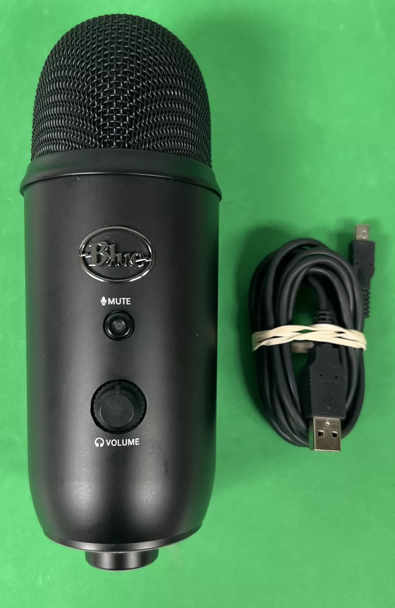 Blue Microphones Yeti USB Multi-Pattern Electret Condenser Microphone - Black