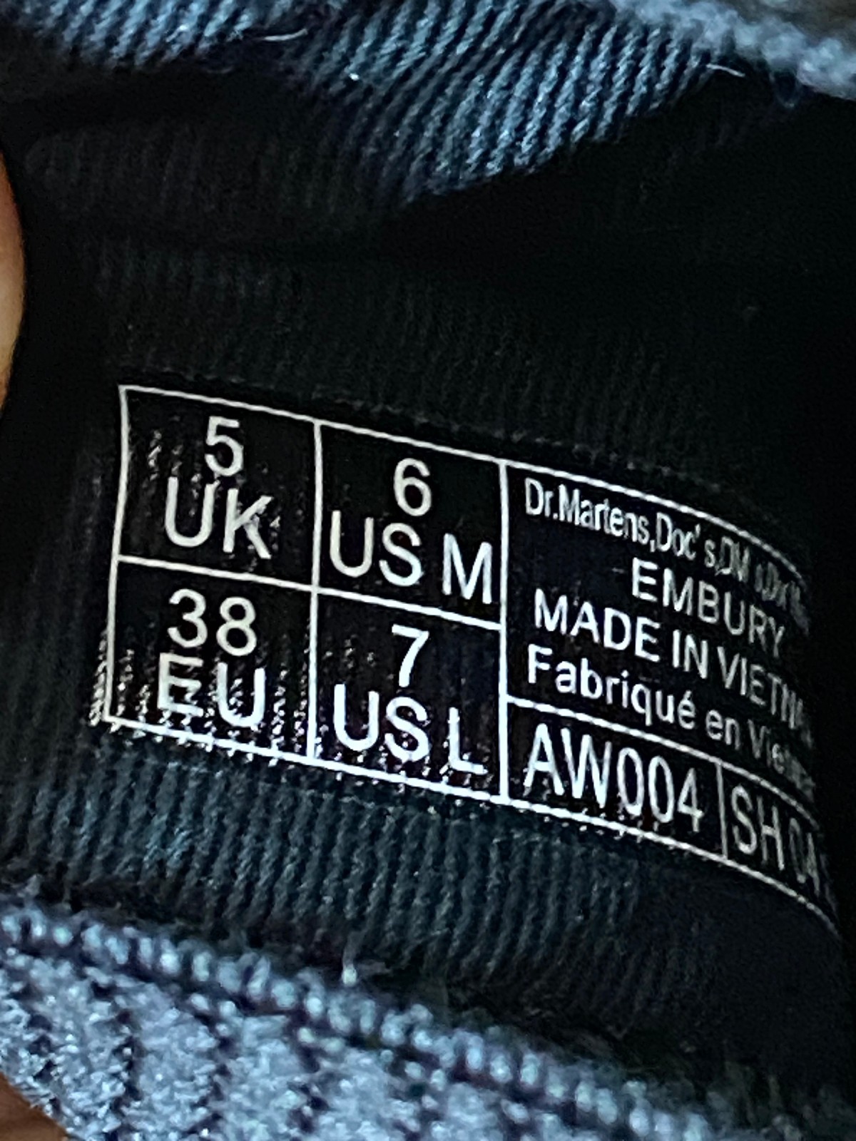 Dr. Doc Martens Embury Chelsea BOOTS Black Slip On Men 6 /Women 7 thumbnail 12