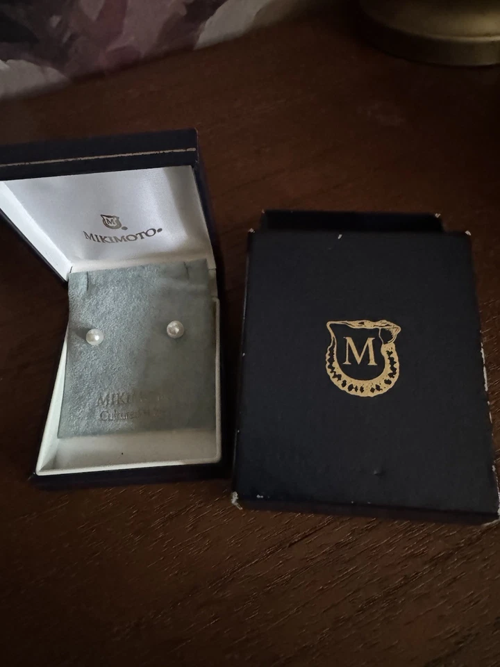 MIKIMOTO 18CT GOLD EARRINGS 6 Mm Cultured Pearl Studs Vintage In Original Box - Image 2 of 4