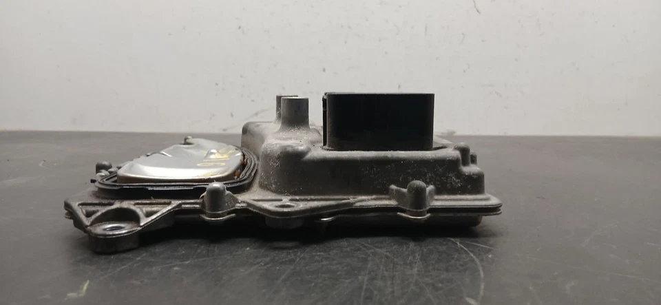 Engine ECM Electronic Control Module Fits 11-12 BMW 135i 1529006 Foto 3 de 4