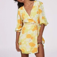 Charlie Holiday Maya Wrap Mini Dress Mod Floral NWT Women Dress Size Small