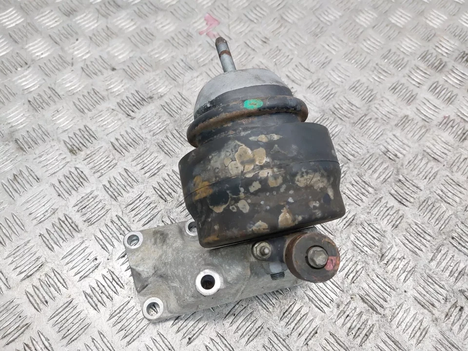 LEXUS LS460 MK4 XF40 4.6 PETROL ENGINE MOUNT SUPPORT BRACKET 2007 - Image 2 of 4