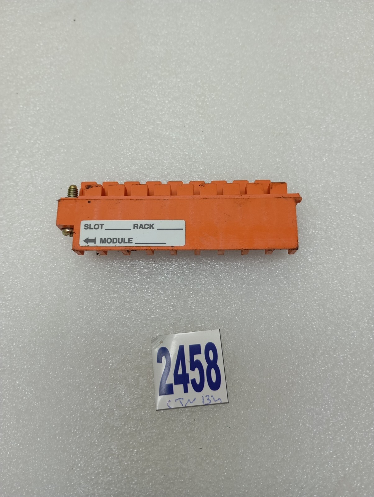 SLOT RACK MODULE CONNECTOR