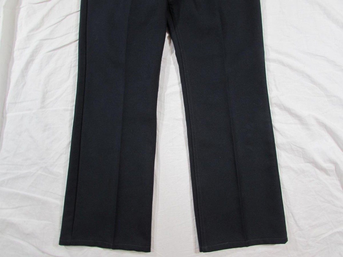新品　WRANGLER　WRANCHER　82NV　30/30 82NV / Men's Navy Wrangler® Wrancher® Dress Jean