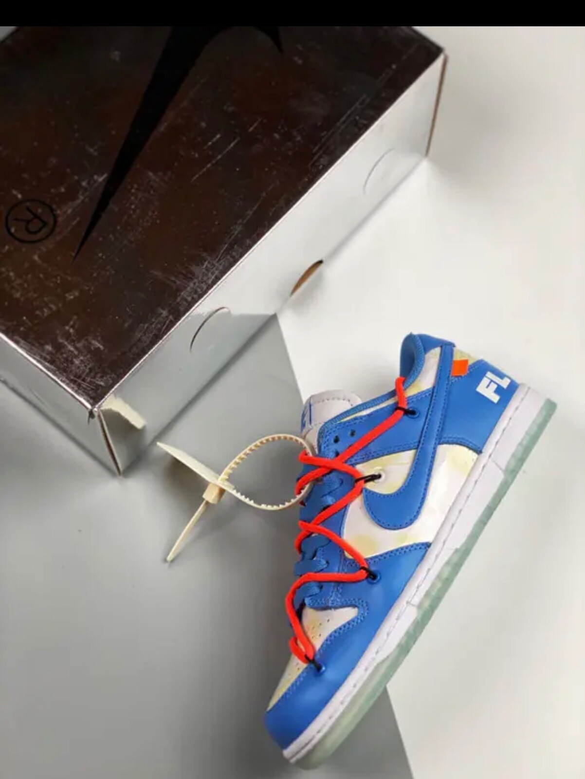 Futura x Off White x Nike SB Dunk Low 'UNC'