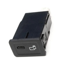 Car USB Plug for W177 W247 C118 H247 X247 A2478203802 Card Reader