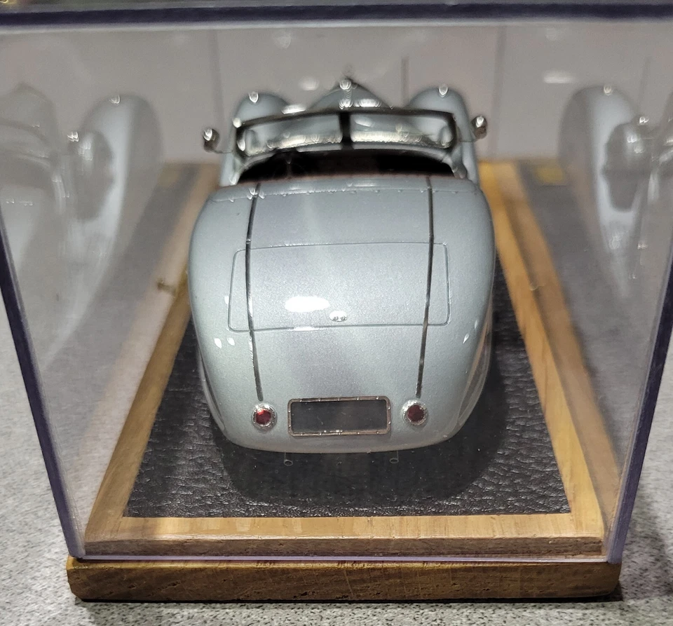 EMC 1/43 1935 Mercedes 540K W29 Roadster King Ghazi Erdmann & Rossi Top Down /50 - Image 4 of 4