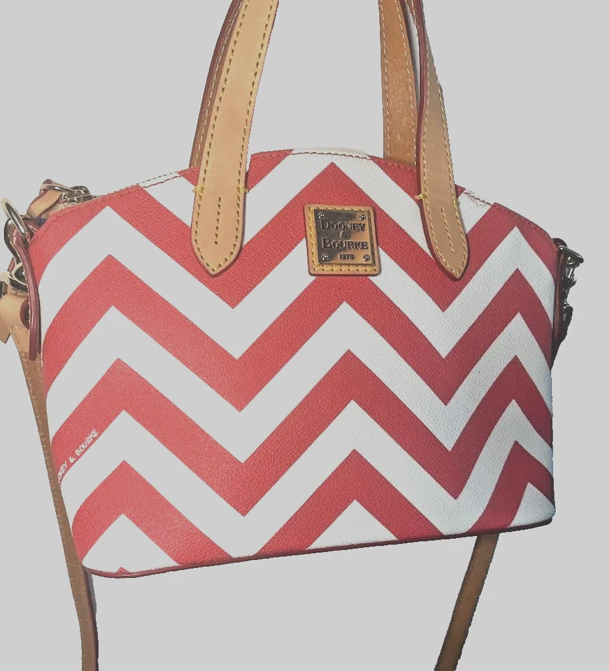 ❤️CUTE DOONEY & BOURKE CHEVRON RUBY RED BAG❤️ - Image 3 of 4