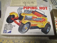 MPC Piping Hot 1926 Morris Cowley Wild Drag 1/32 Kit Vintage Model Kit