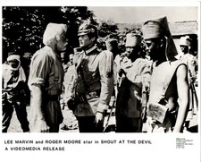 SHOUT AT THE DEVIL, LEE MARVIN, ROGER MOORE VIDEOMEDIA PRESS RELEASE PHOTO, RARE