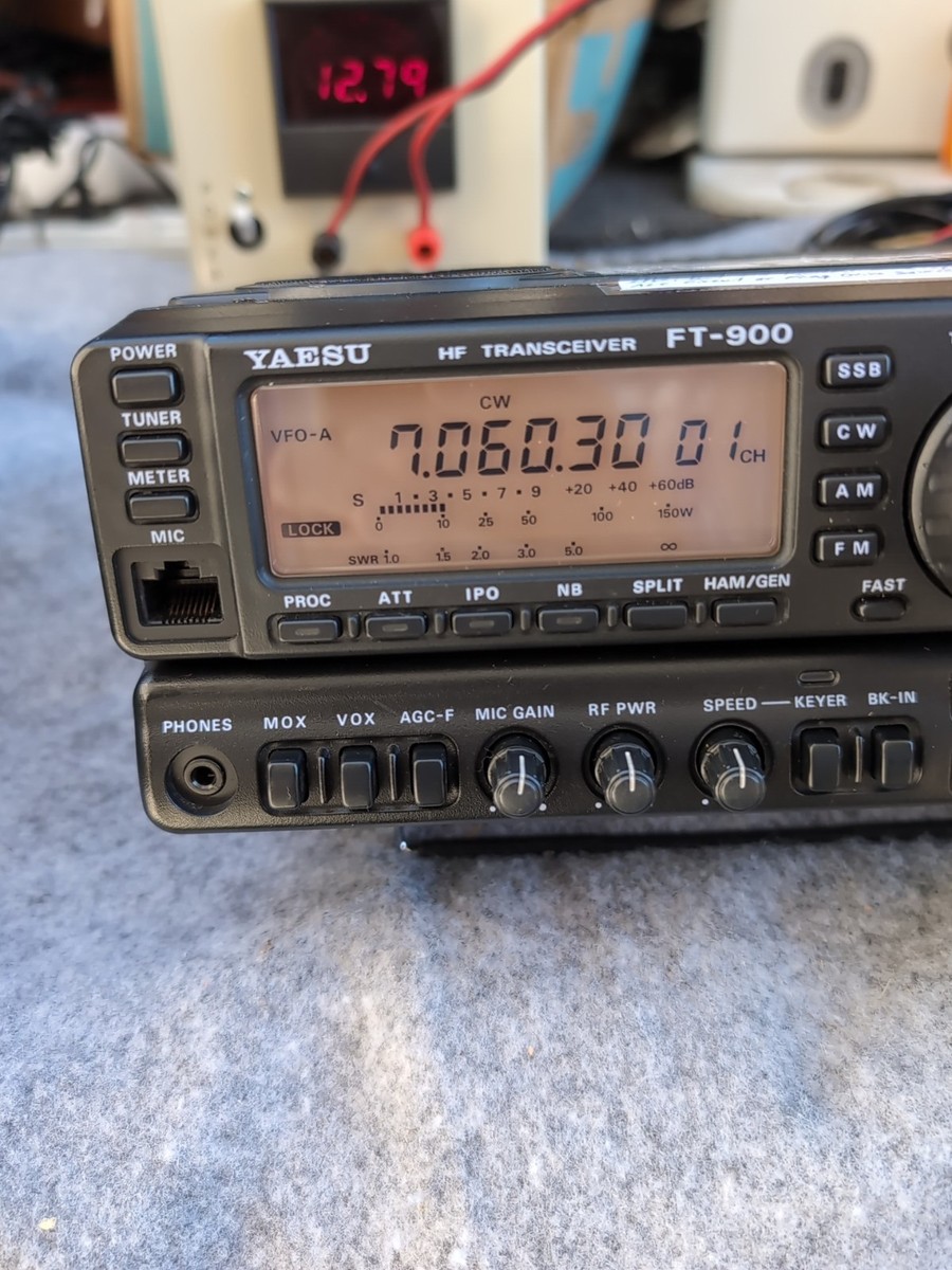 Yasu HF Transceiver Ham Radio Model Ft -900 For Part To Repair No