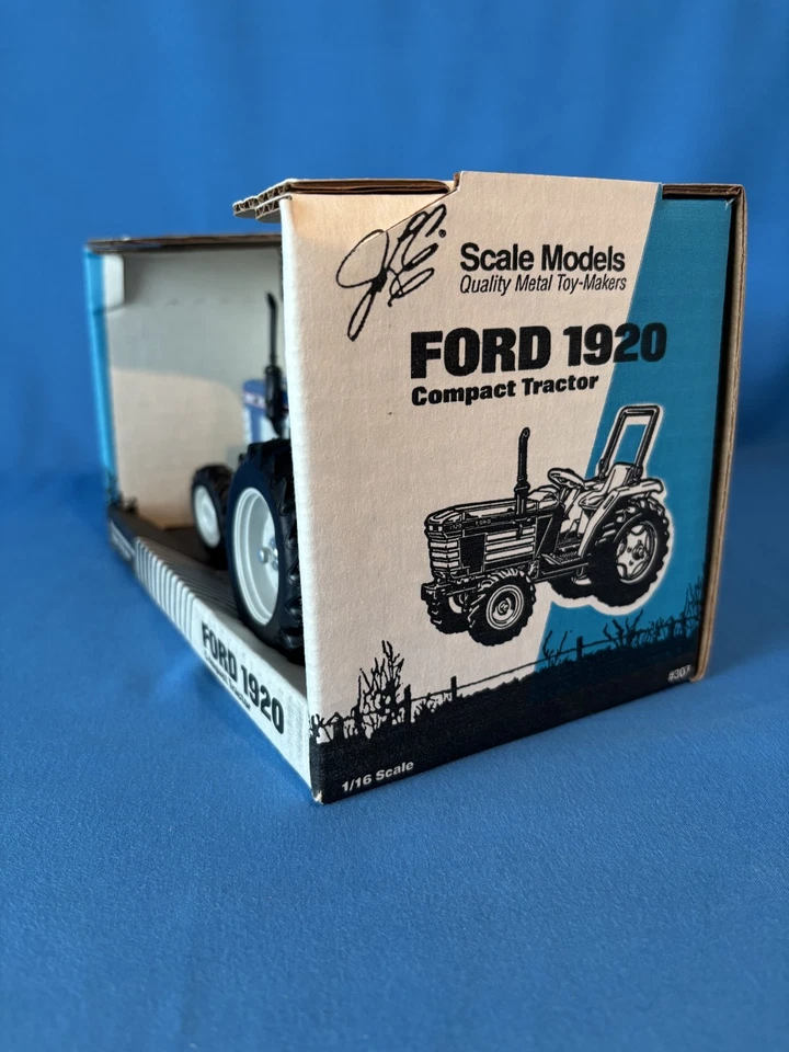 1/16 Scale Models Ford 1920 Compact Tractor #307 "First Edition" made in USA - Image 4 of 4
