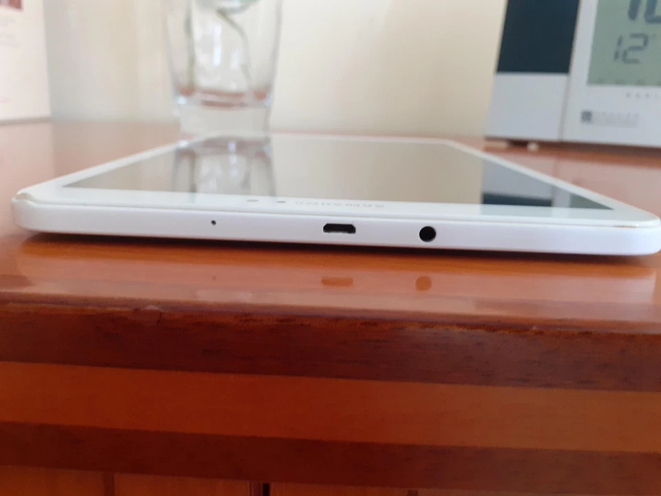 Samsung Galaxy Tab A 10.1 2016 SM-T580 Wi-Fi Android Bianco 16GB SD 32GB RAM 2GB - Immagine 4 di 4