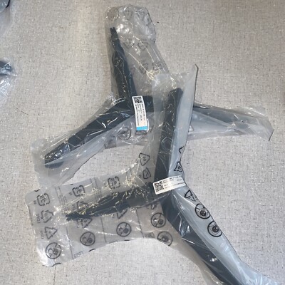 Brand New Samsung 65  Class TU7000 Crystal UHD Stand Legs